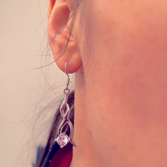 Gorgeous 925 Silver Drop Earrings White Sapphire - Picture 4 of 4